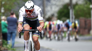 Paris-Roubaix: Sieg f&uuml;r Weltmeister van der Poel