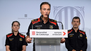 Tres polic&iacute;as catalanes, suspendidos por la fuga del l&iacute;der independentista Puigdemont