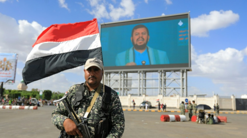 Rebeldes hutíes de Yemen dicen que ataques israelíes dejaron nueve muertos y 174 heridos