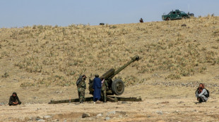 Afganist&aacute;n dice que captur&oacute; a piloto militar de Pakist&aacute;n, que lo niega en medio de escalada b&eacute;lica