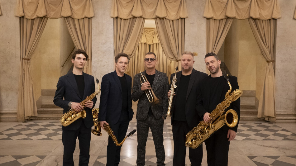 Fabrizio Bosso e il Quartetto Saxofollia in concerto al festival itinerante Crossroads