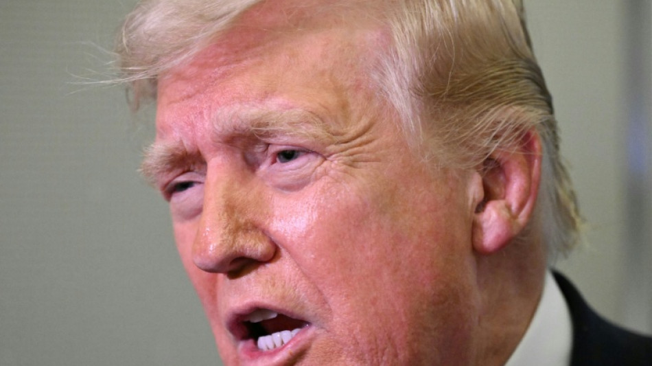 Trump nennt Nato "Papiertiger" und droht mit Austritt der USA