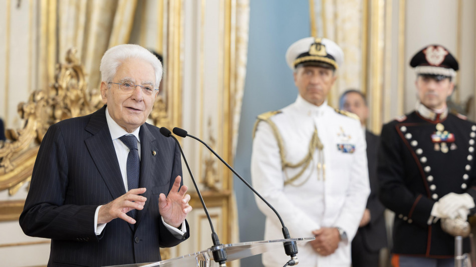 Mattarella, Costituzione animata da costante dialogo per la pace