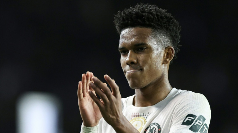 T&eacute;cnico do Chelsea pede que evitem compara&ccedil;&otilde;es entre Est&ecirc;v&atilde;o e Lamine Yamal