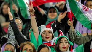 Iran gestattet Frauen in neuer Saison Besuch von M&auml;nner-Fu&szlig;ballspielen 