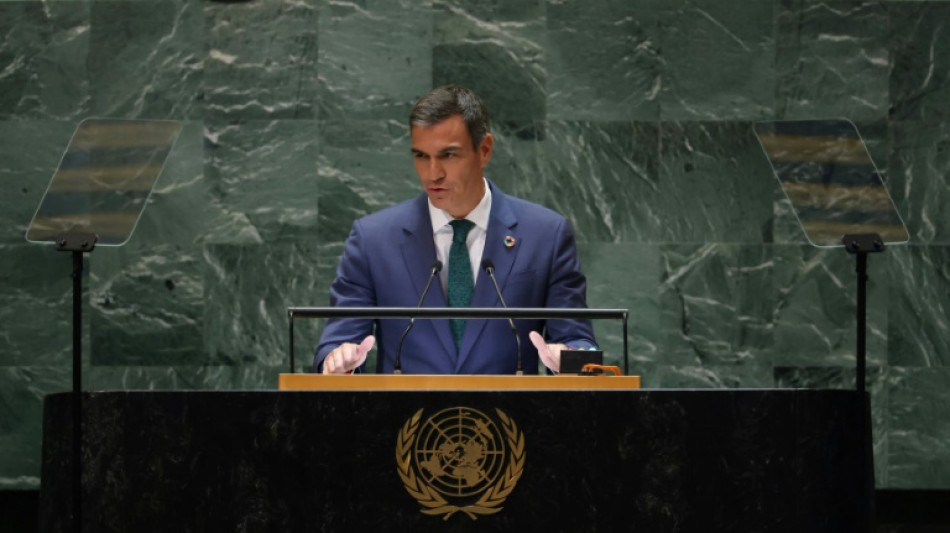 El presidente del Gobierno espa&ntilde;ol califica de "invasi&oacute;n" la ofensiva de Israel en L&iacute;bano