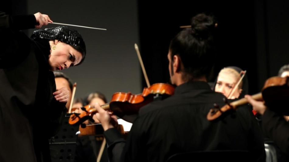 Primera directora de una orquesta en Irán rompe barreras