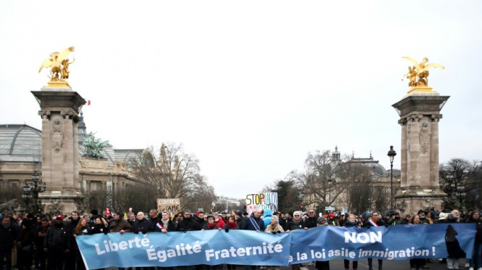 Frankreichs Verfassungsrat &auml;u&szlig;ert sich zu umstrittenem Einwanderungsgesetz