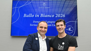 Roberto Bolle a Torino, 'quasi naturale portare qui il Ballo in bianco'