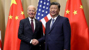 China liberta tr&ecirc;s americanos detidos 'injustamente'