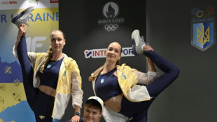 Las bombas no apagan el sue&ntilde;o ol&iacute;mpico del d&uacute;o de gemelas ucranianas de nataci&oacute;n art&iacute;stica