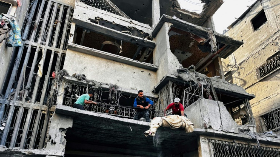 Un centenar de muertos en un bombardeo israel&iacute; en la Franja de Gaza