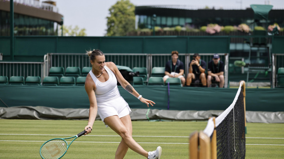 Wimbledon: 'incontri costruttivi', tregua nel boicottaggio mediatico dei campioni