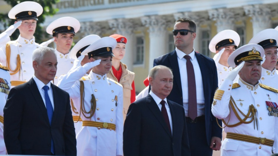 Putin amenaza con relanzar la producci&oacute;n de armas nucleares de alcance medio si EEUU despliega misiles en Europa