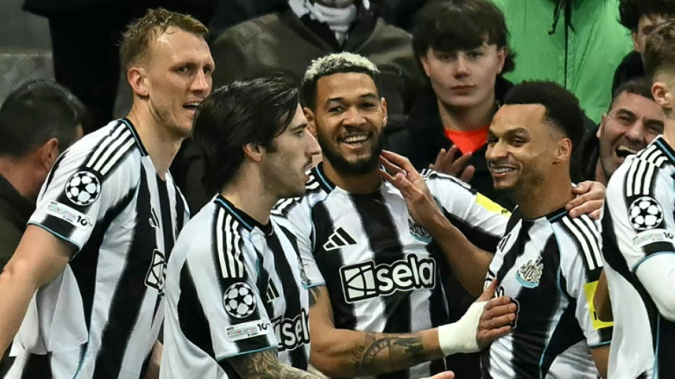 Newcastle volta a vencer Qarabag (3-2) e vai &agrave;s oitavas da Champions pela 1&ordf; vez