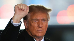Trump veut sceller la course &agrave; l'investiture, son proc&egrave;s en diffamation report&eacute;