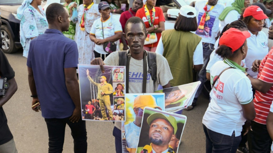 S&eacute;n&eacute;gal: le pouvoir attendu au tournant apr&egrave;s un raz-de-mar&eacute;e &eacute;lectoral annonc&eacute;  