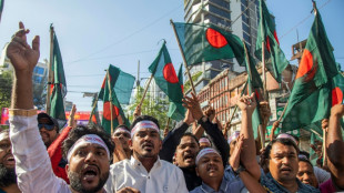 Multitudinaria manifestaci&oacute;n en Banglad&eacute;s contra el "regreso de los fascistas"
