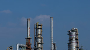 Il petrolio risale, Brent di nuovo sopra i 100 dollari al barile