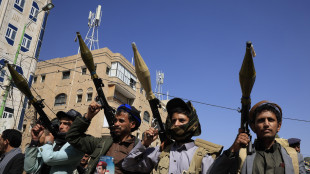 Yemen, gli Houthi condannano a morte 17 persone per spionaggio