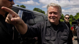 Exasesor de Trump Steve Bannon entra en la c&aacute;rcel para cumplir 4 meses de condena