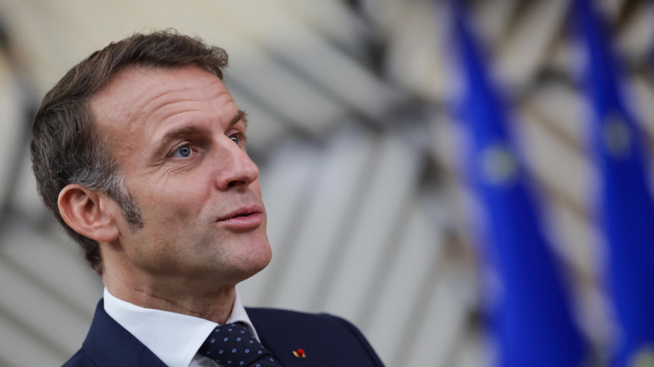 Macron, 'raid su Kiev provano che Putin vuole prolungare la guerra'