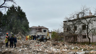 Ukraine: cinq morts et des coupures de courant après des frappes russes