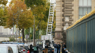Casse du mus&eacute;e du Louvre: des suspects interpell&eacute;s mercredi en cours de d&eacute;f&egrave;rement
