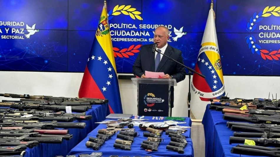 Arrestan a tres estadounidenses y dos espa&ntilde;oles acusados de complot para "desestabilizar" Venezuela