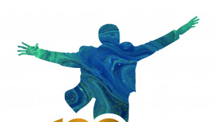 Il mare, la chitarra, le braccia aperte, ecco il logo per il centenario di Modugno