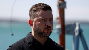 Zelensky, 'continuano le ricerche sotto le macerie di Kryvyi Rih, 16 i morti'