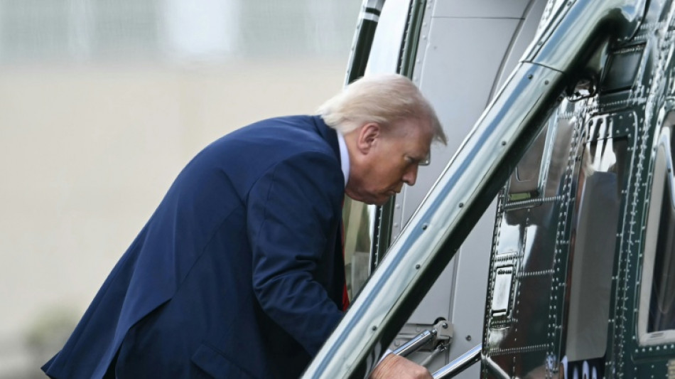 Trump realiza sua segunda revis&atilde;o m&eacute;dica do ano