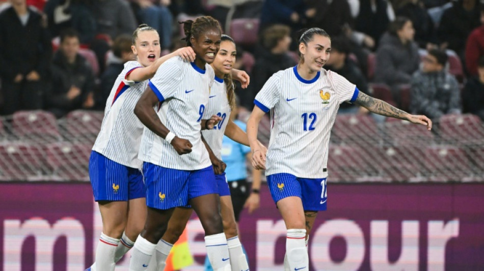 Foot: les Bleues, rajeunies et remani&eacute;es, s'inclinent face &agrave; la Suisse