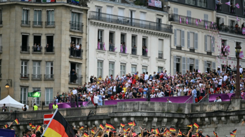 Fr&ouml;hlich und sympathisch: Deutsches Team auf der Seine