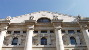 Borsa: Milano chiude in rialzo, Ftse Mib +0,34%