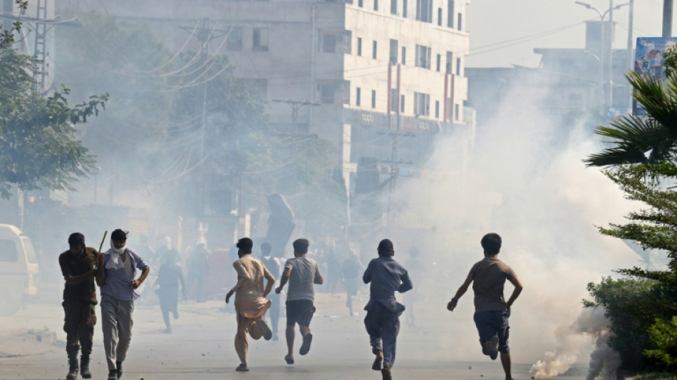 Una provincia pakistan&iacute; cierra escuelas y universidades ante las protestas