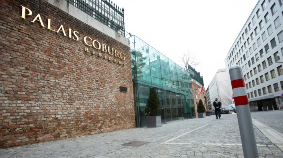 Las negociaciones se reanudan en Viena para tratar de salvar el acuerdo nuclear iran&iacute;