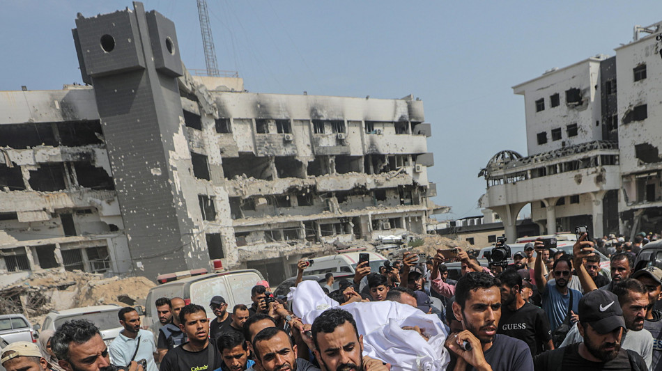 Al Jazeera, almeno 45 uccisi a Gaza dall'alba