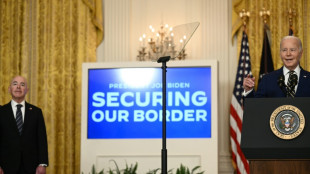 Biden ordena restricciones migratorias para "asegurar" la frontera con M&eacute;xico