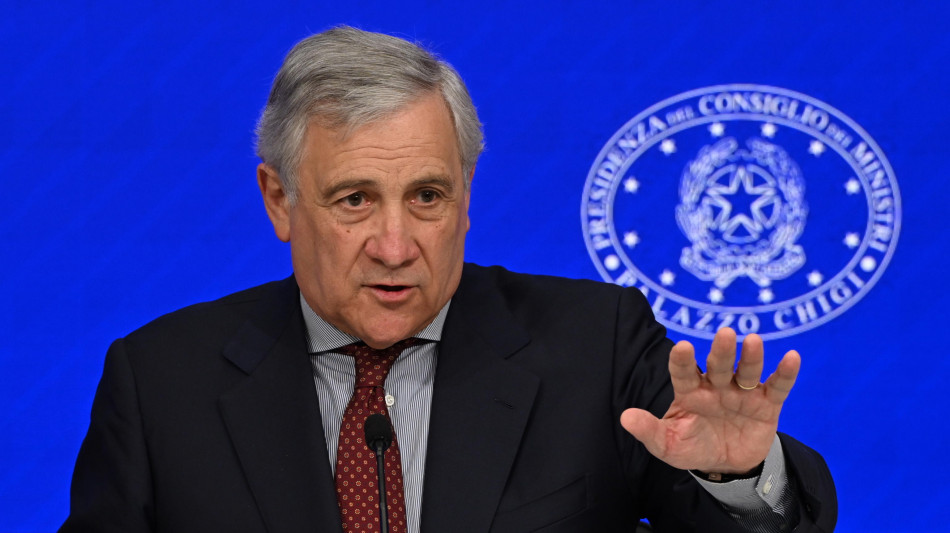 Tajani, 'al lavoro con Ue, sui dazi serve risposta pragmatica'