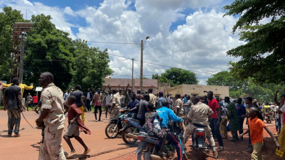 Mali: au lendemain d'attaques jihadistes d'ampleur contre l'armée, calme précaire dans l'ouest