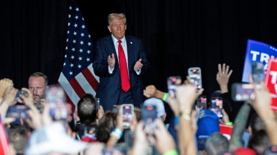 Trump demoniza a los migrantes y los acusa de "infectar" el pa&iacute;s