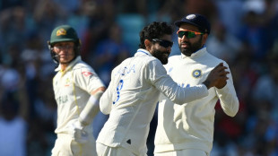 Sloppy Australia stay on top in WTC final after Jadeja's double strike
