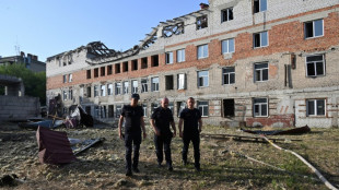 Trois morts dans des frappes ukrainiennes en Russie, une maternité touchée en Ukraine