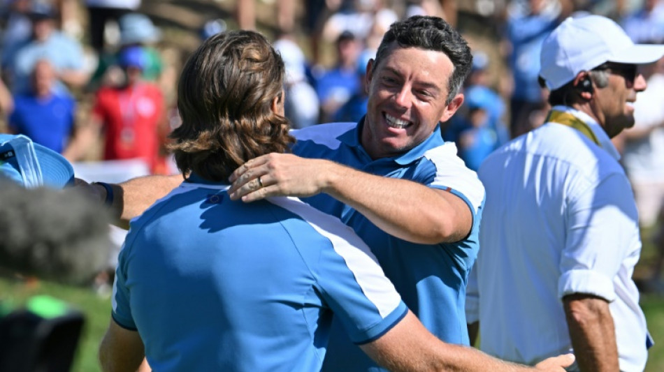 Europe sweep first session of Ryder Cup 4-0 against USA