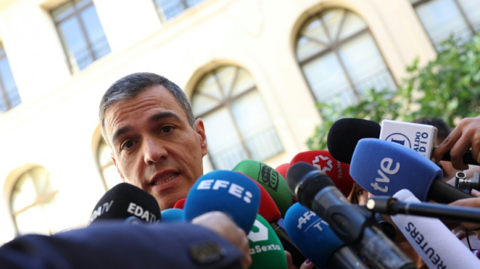 Un juez espa&ntilde;ol determina que Pedro S&aacute;nchez debe declarar en persona en el caso contra su esposa