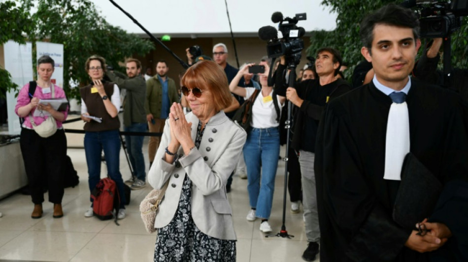 "Un viol est un viol !": Gis&egrave;le Pelicot "humili&eacute;e" et en col&egrave;re face aux 51 accus&eacute;s