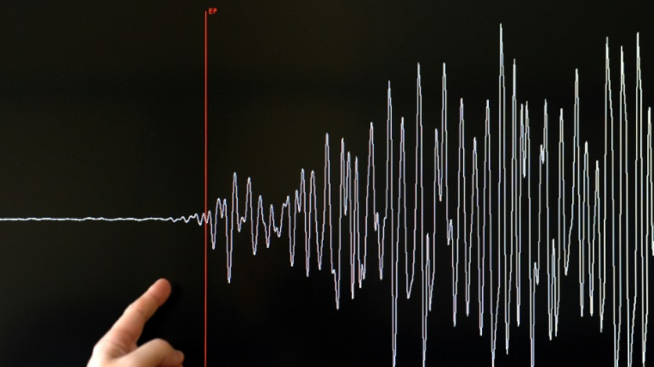 Un puissant s&eacute;isme au large du Japon fait trois bless&eacute;s, pas de d&eacute;g&acirc;ts majeurs signal&eacute;s