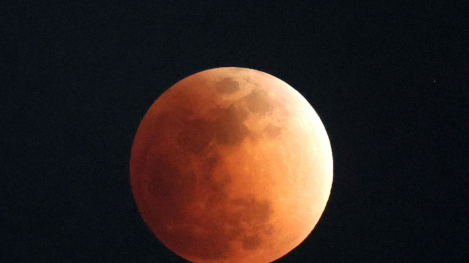 Luna, partito il contro alla rovescia per la missione Artemis II