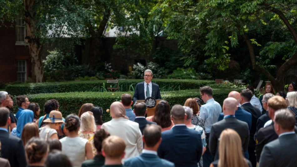 Réforme des aides sociales au Royaume-Uni: Starmer évite une défaite au prix de concessions